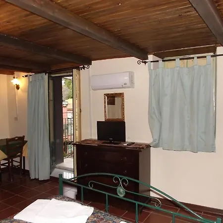 Diffuso Borgo Santa Caterina Hotel 3*
